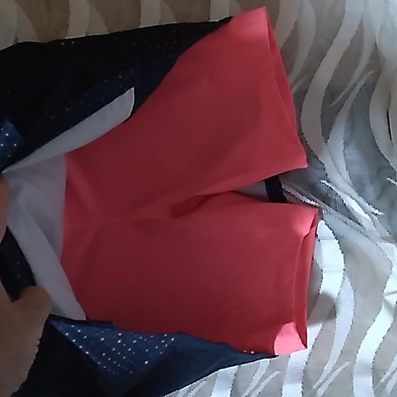 Cute Skort XS-Like new!! - Picture 2 of 6